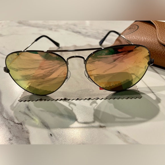 Limited Ray Ban Aviator 58mm Pink W
Metal Frames RB 3025 58014 -135 never warn - Picture 12 of 16